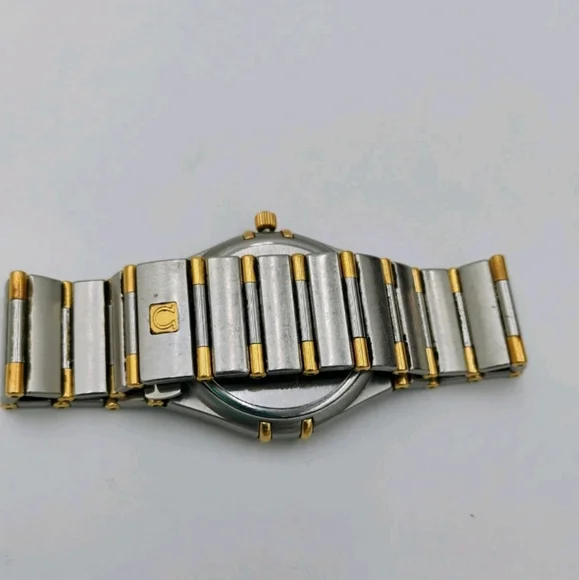OMEGA CONSTELLATION DATE 1552/862 18K STAINLESS STEEL 33mm WATCH display picture 2